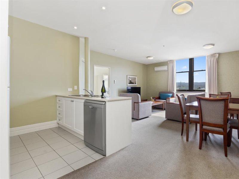 Launceston Central Apartment Hotel Official Buitenkant foto