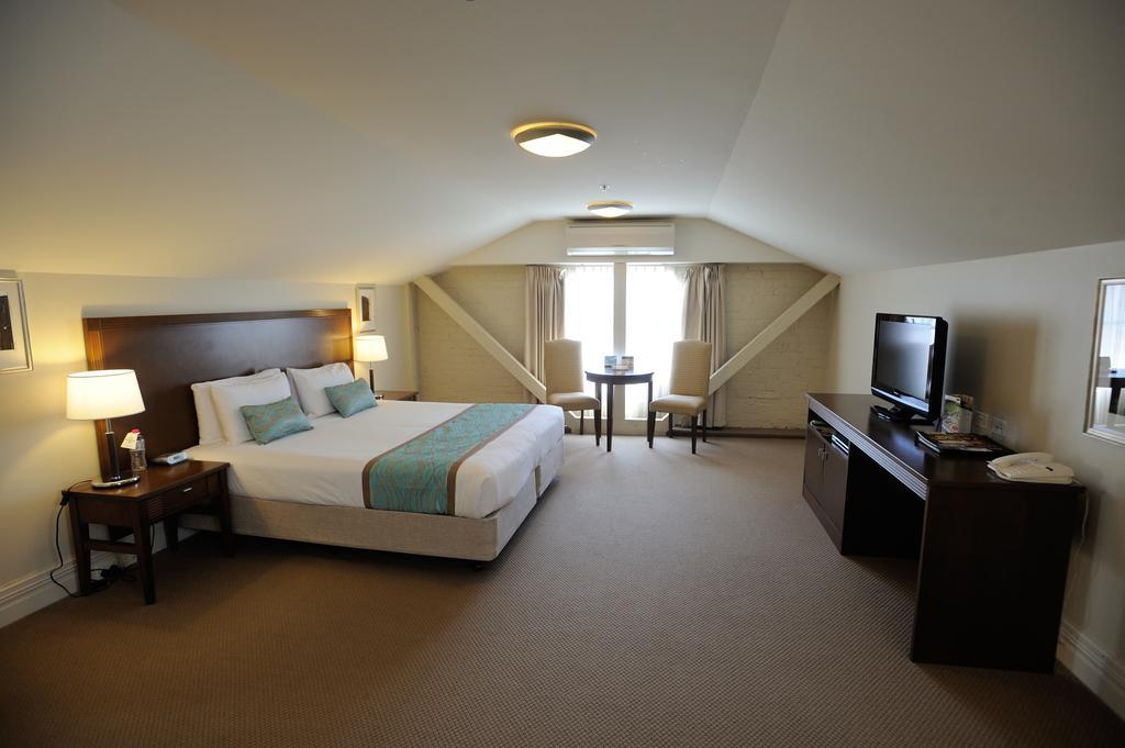 Launceston Central Apartment Hotel Official Buitenkant foto