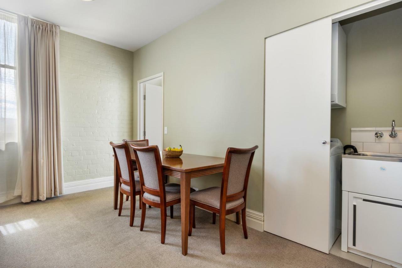 Launceston Central Apartment Hotel Official Buitenkant foto